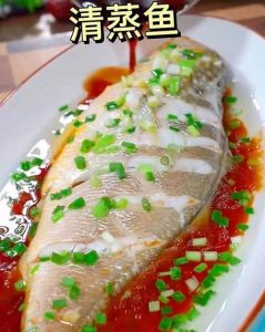 清蒸黄鱼的做法_清蒸黄鱼保鲜嫩去腥全攻略