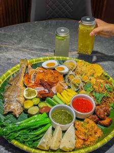 海南有哪些特色美食_中西点心配糟粕醋，尝文昌鸡粉，感受当地风情