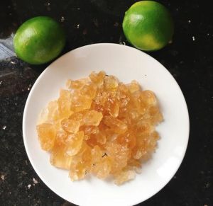 冰糖柠檬膏的做法_文火慢熬，酸甜好滋味！