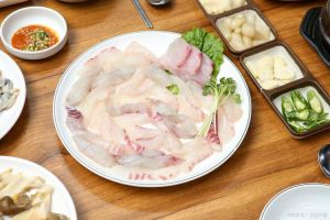 鱼腩和鱼翅是同一部位吗_鱼腩嫩滑VS鱼翅，口感营养大不同