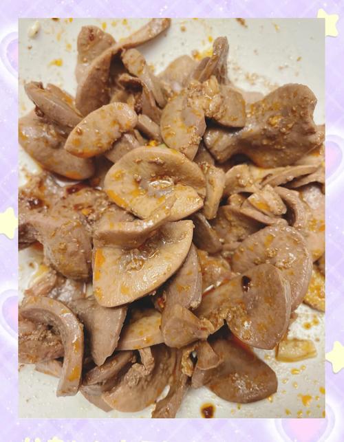 猪腰怎么去腥味图解_去除白筋醋泡淀粉腌，斜刀切花大火炒，猪腰不腥又脆嫩！