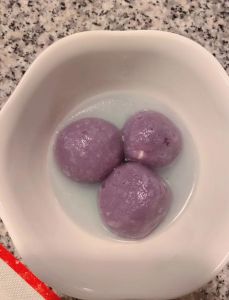 水晶紫薯汤圆的做法_水晶紫薯汤圆，Q弹香甜，元宵节必尝！