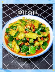 醋拌黄瓜的做法_爽脆醋拌黄瓜，简单又开胃！