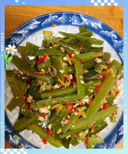 凉拌海白菜的做法_凉拌海白菜，焯水爽脆去腥，香辣入味好吃！