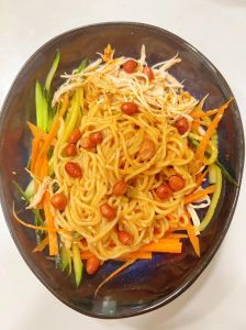 鸡丝凉面的做法大全_嫩滑鸡丝凉面，清爽解暑，自制美味！