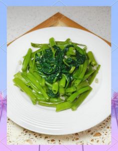 炒蒜蓉的正确方法_蒜蓉炒制技巧，香浓美味做法