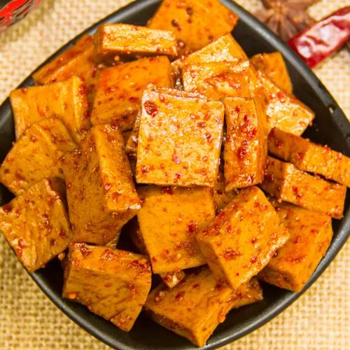 成都特产零食小吃送人_豆瓣牛肉干花生酥板鸭，茶香兔头，味蕾记忆！