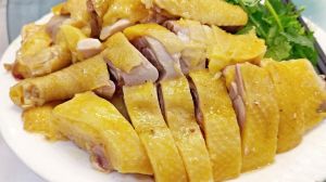 粤菜十大招牌菜图片_白切鸡烧鹅叉烧乳猪等经典美食！