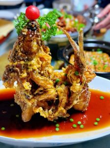 鲁菜八大名菜有哪些_葱烧海参糖醋鲤鱼油爆双脆等