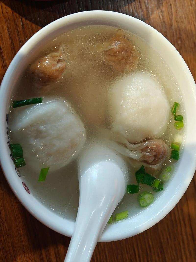 福州最著名小吃_碱水拌面锅边糊海蛎饼等特色美味 福州最著名小吃_碱水拌面锅边糊海蛎饼等特色美味