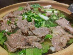 清汤牛肉的家常做法_家常清汤牛肉，原味鲜美做法
