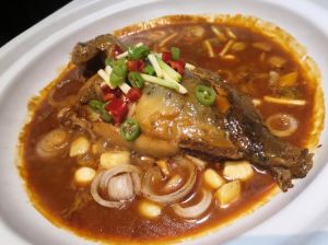 海参斑的家常做法_稀有深海鱼，蒸炒皆美味