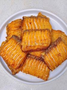 干煸带鱼的做法_带鱼挑选与麻辣干煸做法，鲜香营养