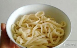 判断面条煮熟没有的小窍门_快熟易断，口感顺滑带嚼劲