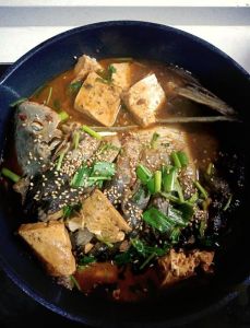 侉炖鱼的家常做法_家常美味，简单易学！