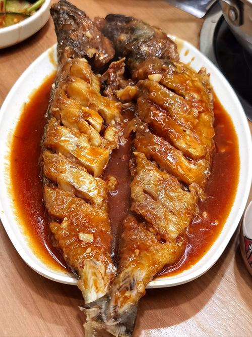 东北明太鱼做法_东北炖煮美味佳肴