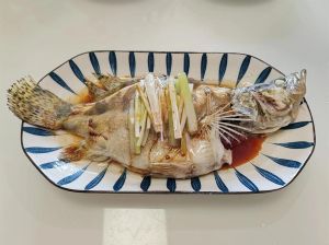 清蒸鳜鱼做法_选对鱼，蒸对时，鲜美如豆腐