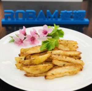 盐烤土豆的做法_家乡盐烤土豆，外酥里糯味难忘！