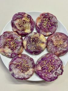 家常紫薯饼做法大全_香甜软糯紫薯饼，早餐下午茶优选！