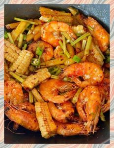 香辣虾锅做法大全_香辣虾锅，在家做，鲜香麻辣