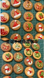 圣诞节糖霜饼干做法_圣诞糖霜饼干做法，简单易学超美味！