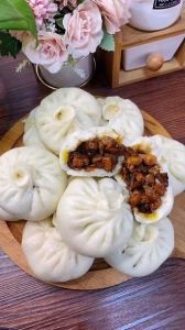 香菇肉酱包的家常做法_暄软多汁的家常做法