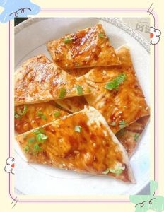 家庭酱香饼最简单做法_家常酱香饼，创业味道，简单学！