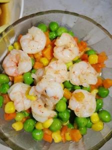 虾仁胡萝卜玉米可以一起吃吗_营养家常菜，做法简单！