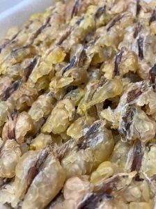 蛤蟆油怎么扒_雪蛤油泡发炖银耳，秋季润燥好选择