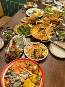 泰国十大名菜_酸辣鲜香，冬阴功汤炒河粉绿咖喱芒果糯米饭青木瓜沙拉