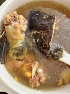 牛瘪汤为什么叫牛屎汤_贵州特色牛瘪汤，珍贵待客佳品！