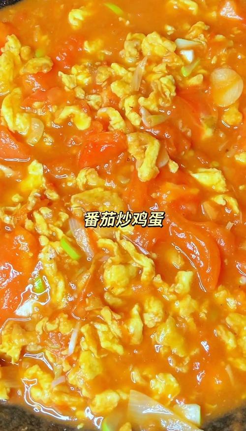 柿子炒鸡蛋家常做法_葱姜蒜炒蛋香又嫩，柿子添甜家常味