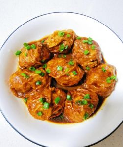 油面筋做法大全家常_家常煎油面筋肉饼，鲜香入味