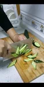 黄瓜片菱形怎么切_斜切黄瓜片，菱形做法简单又好看！