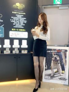 极品猎艳之丝袜母女3D：探索视觉盛宴中的细节与表现手法