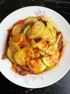 炒角瓜块的做法大全家常_简单美味，清炒角瓜肉末腐竹等做法