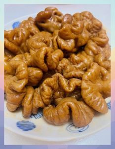 卤大肠的做法_清洗卤猪肠做法