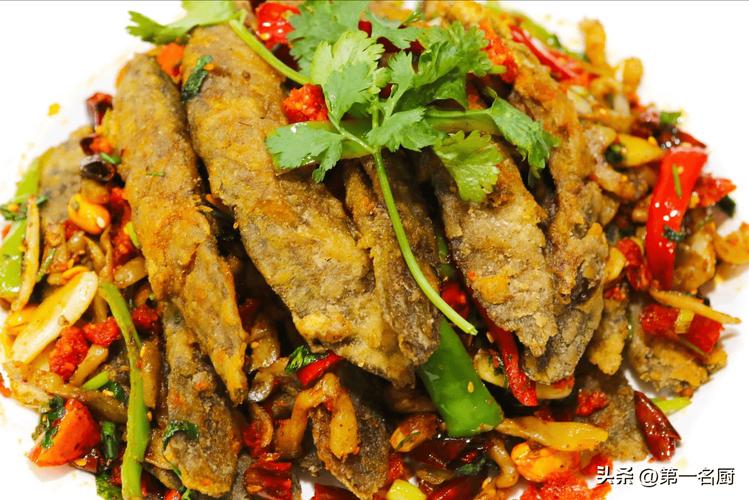 煎泥鳅的做法步骤图解_香煎泥鳅，外酥里嫩，夏日美味！