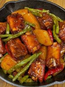 乱炖肉类大杂烩的做法_家常乱炖大杂烩，食材随意，做法简单！
