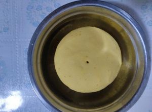 制作蒸蛋糕家常做法_古早味蒸蛋糕，简单又香浓！