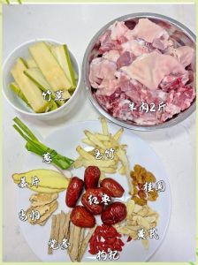 煮羊肉的做法_新鲜带脂羊肉炖煮美味法