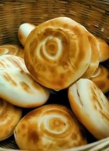 做烩火烧的步骤_小城大集才有的地道美味