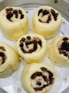 蝴蝶馒头、一条线与鲍鱼的区别解析：食材特性与制作做法对比
