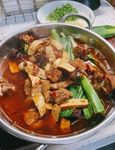 火锅排骨的家常做法_家常火锅排骨，美味做法分享！