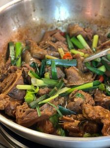 贵州麻辣鹅肉火锅的做法_贵州麻辣鹅肉火锅，鲜香过瘾！