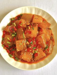 冬瓜10种家常做法_冬瓜糖丸子汤做法与营养，清热利水食谱
