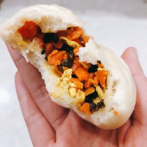 萝卜包子素馅家常的做法_鲜香多汁，家常美味！
