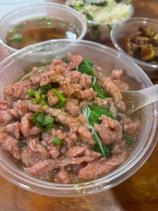 泉州手工制作牛肉羹_手工打制，独特滑嫩味！