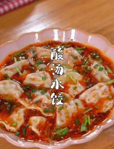 汤汁水饺馅的做法_熬高汤调肉馅，煮饺爆汁鲜美多