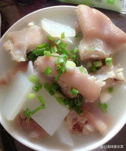 猪脚萝卜汤做法_开胃解腻好汤品